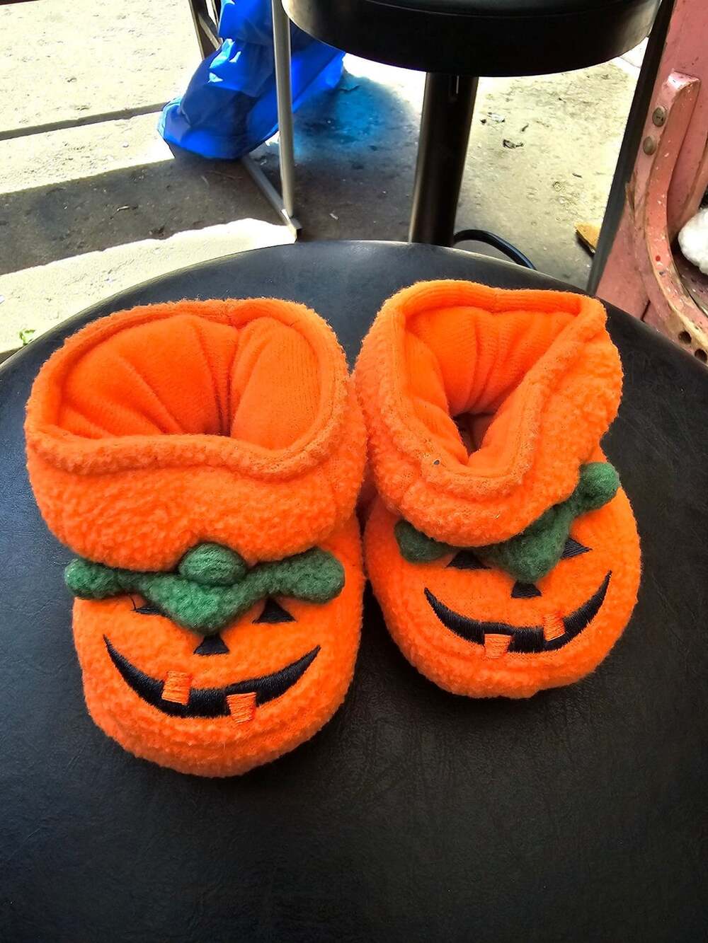 Koala Kids Halloween Pumpkin Jack-O-Lantern Plush Baby Booties Slippers
